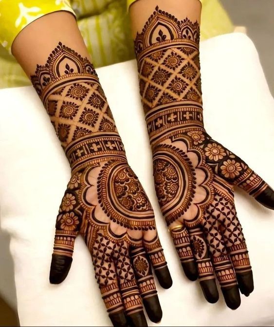 Customized Mehendi